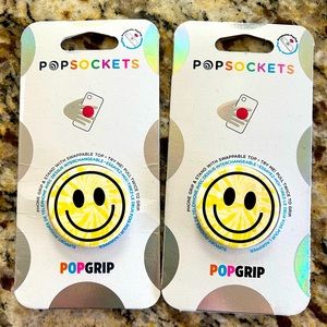 Smiley Pop Sockets!!